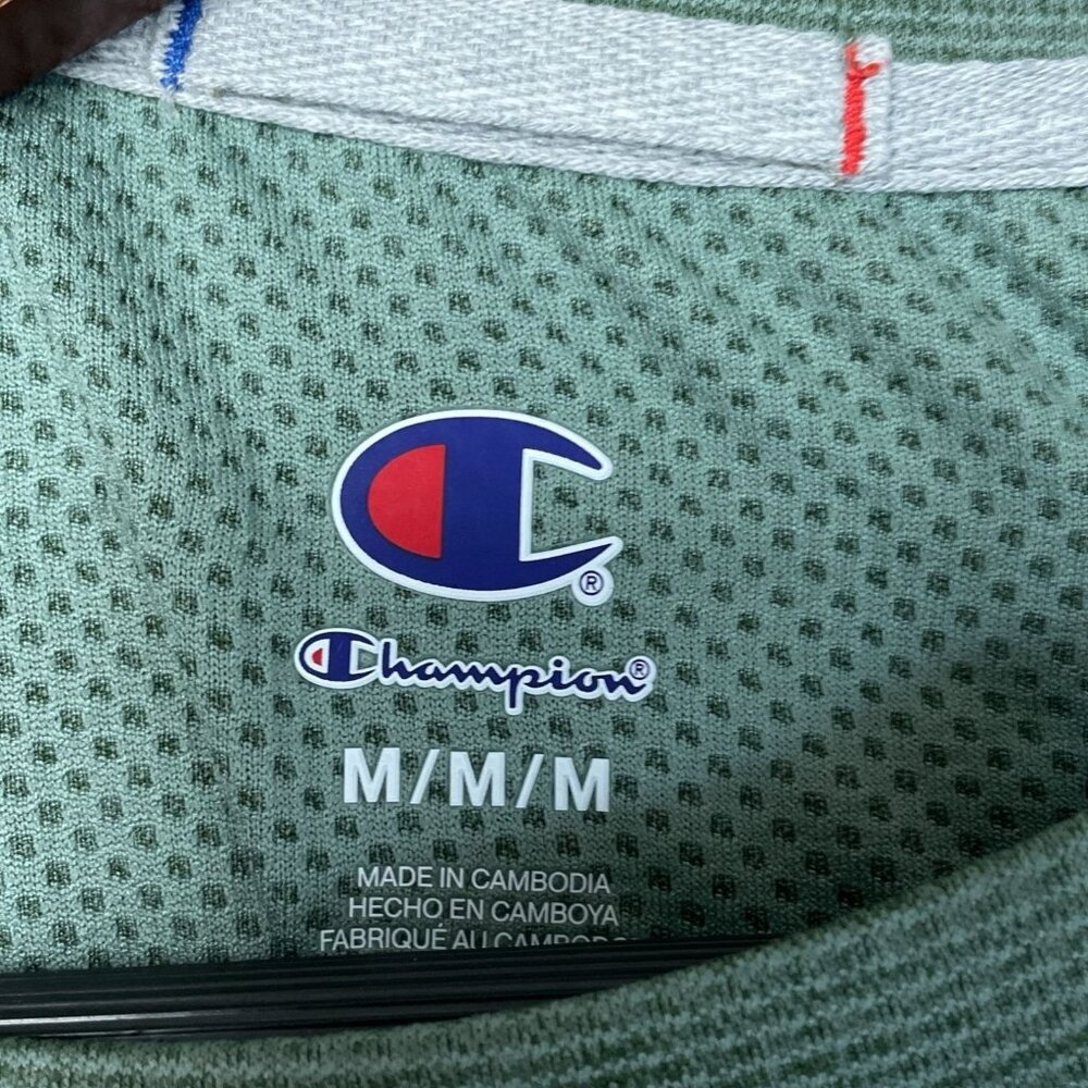 Champion Men's M Green Performance T-Shirt Lightweight Activewear L1322 - Picture 3 of 6